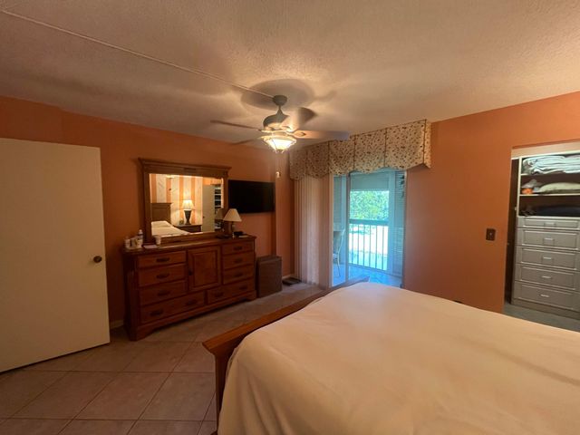 7185 HUNTINGTON Lane 306, Delray Beach, FL 33446