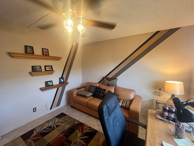 7185 HUNTINGTON Lane 306, Delray Beach, FL 33446