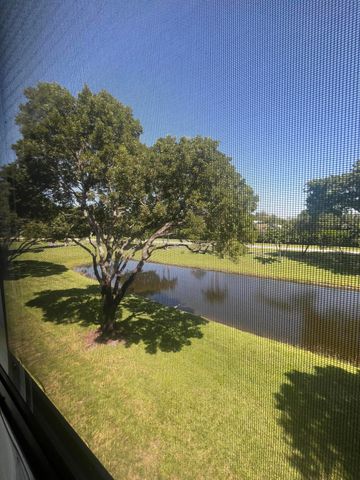 7185 HUNTINGTON Lane 306, Delray Beach, FL 33446