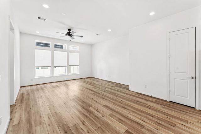 1526 Ojeman Road A, Houston, TX 77055