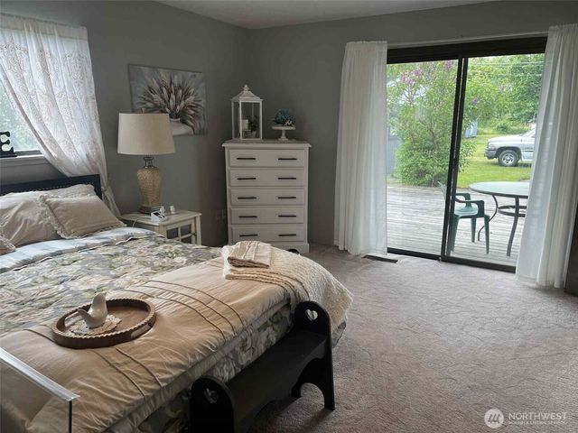 1655 Wheaton Street, Raymond, WA 98577