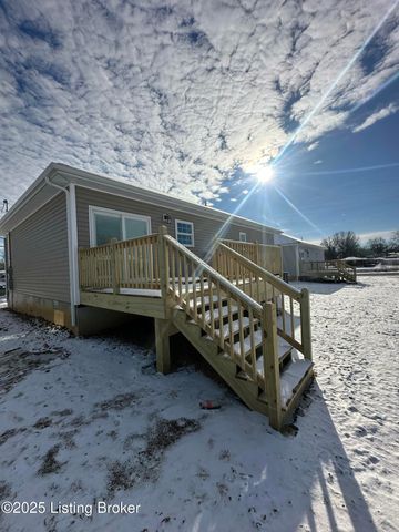 4704 Quinn Dr, Louisville, KY 40216