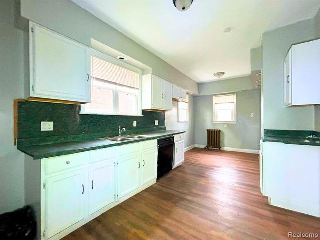 14303 Rosemary Street, Detroit, MI 48213