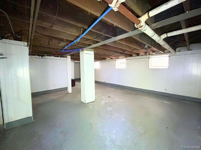 14303 Rosemary Street, Detroit, MI 48213