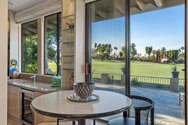 402 Running Springs Drive, Palm Desert, CA 92211