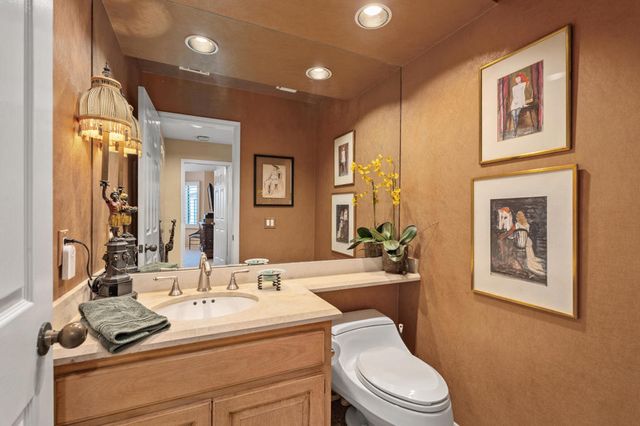 402 Running Springs Drive, Palm Desert, CA 92211