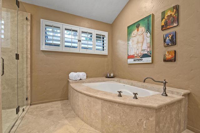 402 Running Springs Drive, Palm Desert, CA 92211