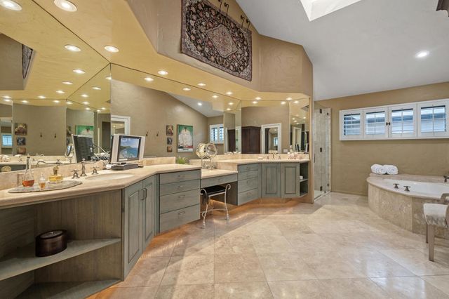 402 Running Springs Drive, Palm Desert, CA 92211