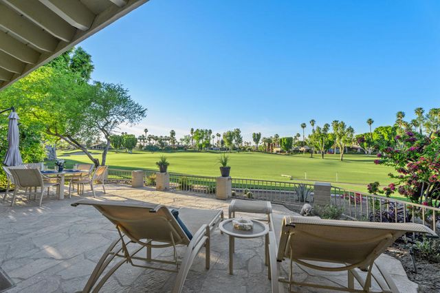 402 Running Springs Drive, Palm Desert, CA 92211