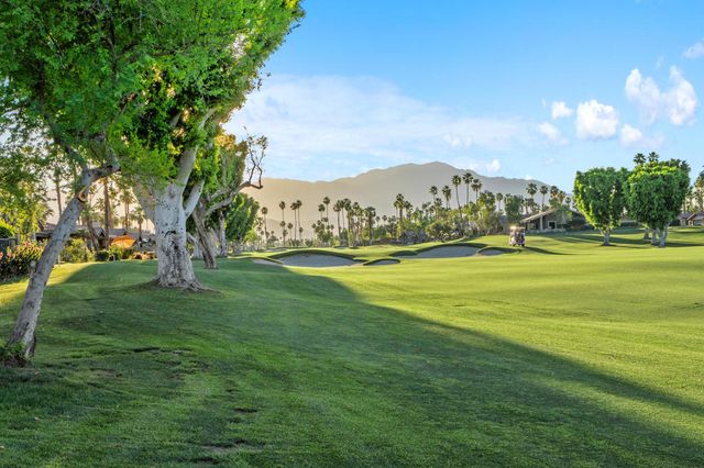 402 Running Springs Drive, Palm Desert, CA 92211