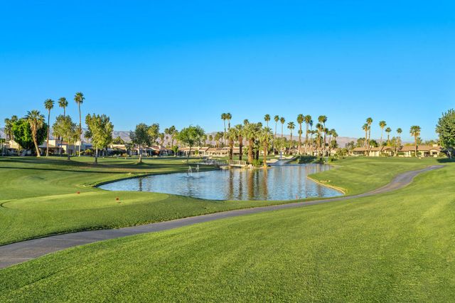 402 Running Springs Drive, Palm Desert, CA 92211