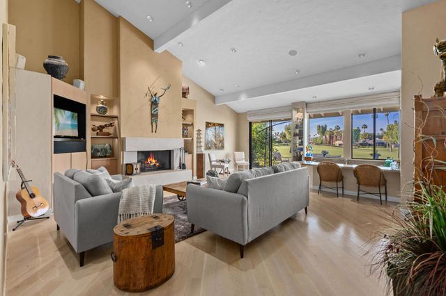 402 Running Springs Drive, Palm Desert, CA 92211