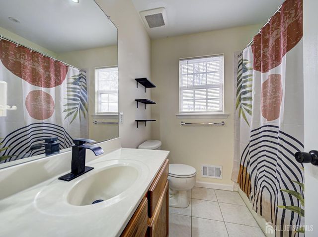 14 Amherst Street, Highland Park, NJ 08904