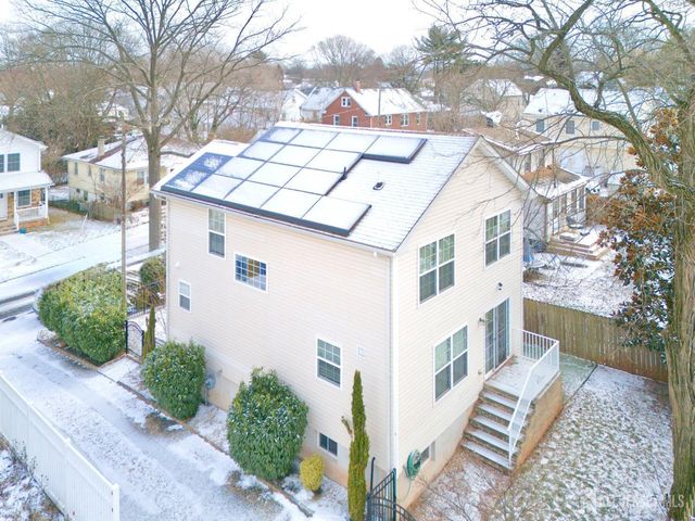 14 Amherst Street, Highland Park, NJ 08904