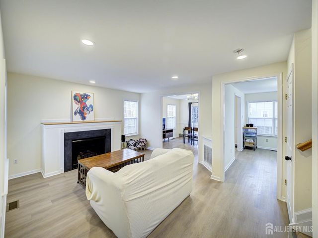 14 Amherst Street, Highland Park, NJ 08904