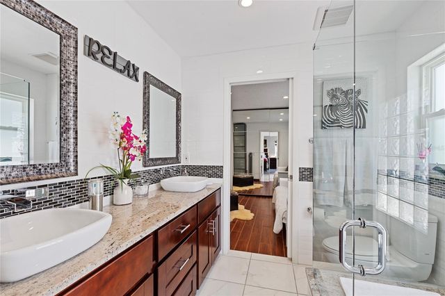 5927 TAYWOOD DRIVE, Tampa, FL 33624