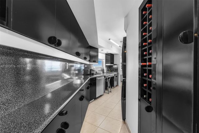 4925 Collins Ave 11E, Miami Beach, FL 33140