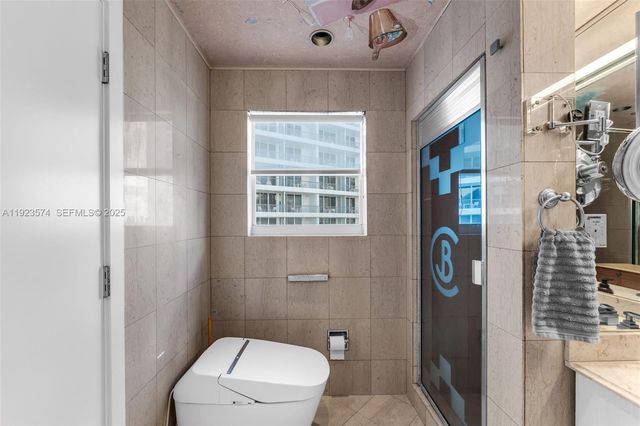 4925 Collins Ave 11E, Miami Beach, FL 33140