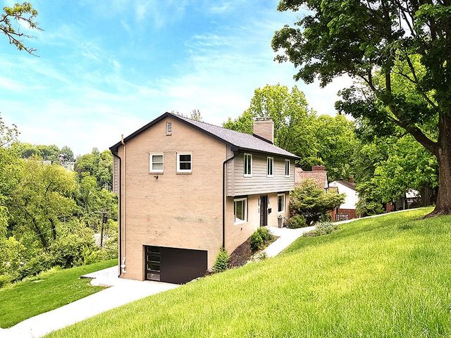 736 PINETREE ROAD, Mt Lebanon, PA 15243
