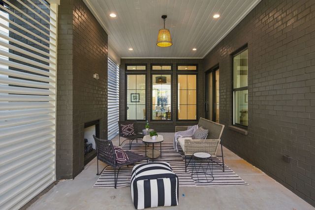 1223 N 2nd St, Nashville, TN 37207
