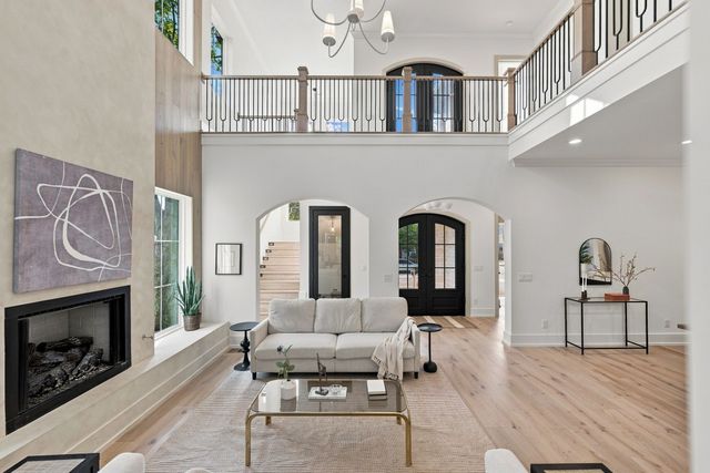 1223 N 2nd St, Nashville, TN 37207