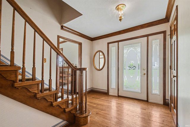 17440 Farmington Square Road, Granger, IN 46530