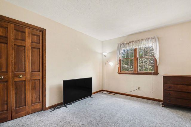 17440 Farmington Square Road, Granger, IN 46530