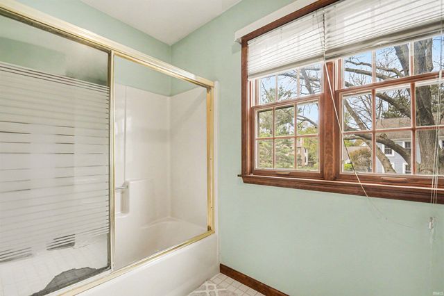 17440 Farmington Square Road, Granger, IN 46530