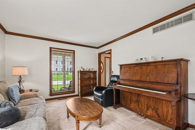 17440 Farmington Square Road, Granger, IN 46530