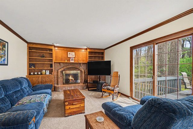 17440 Farmington Square Road, Granger, IN 46530
