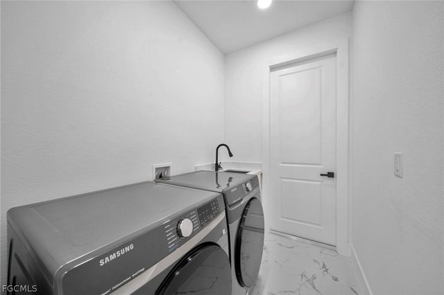 3604 58th ST W, Lehigh Acres, FL 33971