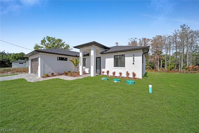 3604 58th ST W, Lehigh Acres, FL 33971