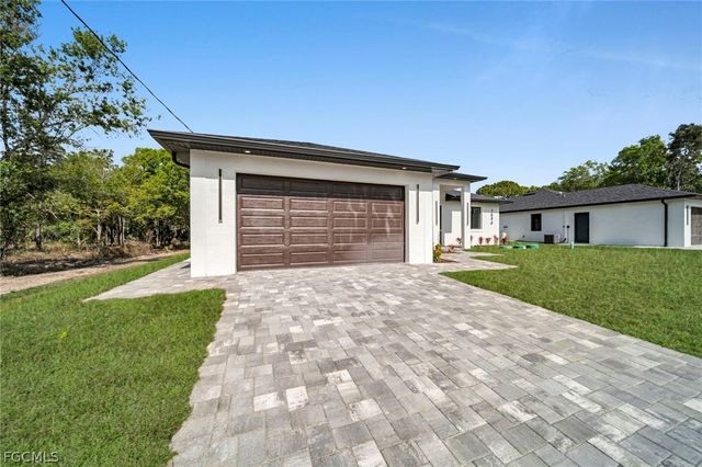 3604 58th ST W, Lehigh Acres, FL 33971