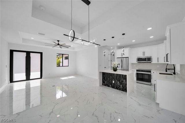 3604 58th ST W, Lehigh Acres, FL 33971