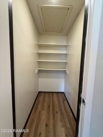 200 High Meadows Boulevard Apt 221, Lafayette, LA 70507