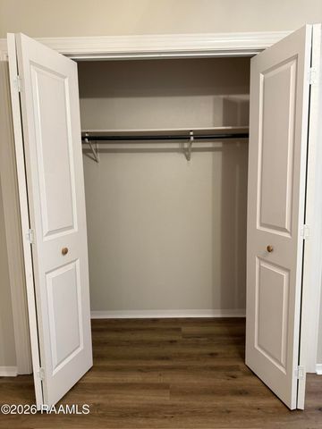 200 High Meadows Boulevard Apt 221, Lafayette, LA 70507
