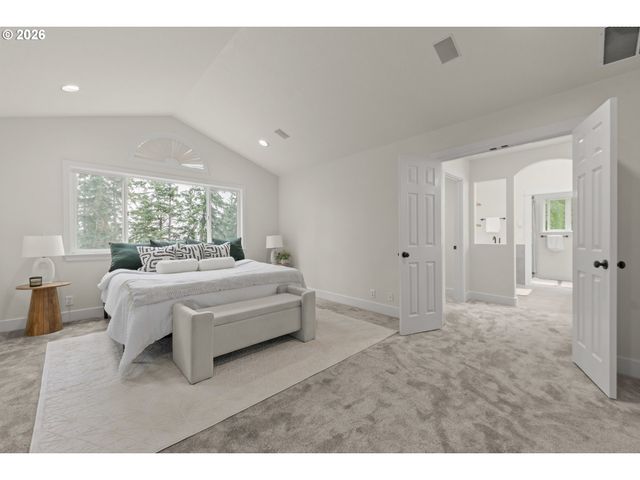 2491 SUNCREST Ave, Eugene, OR 97405