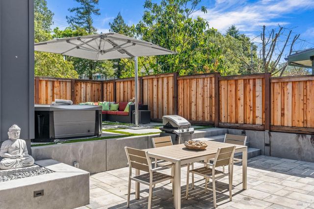 1108 Raymond Ave, Napa, CA 94559