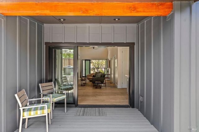 1108 Raymond Ave, Napa, CA 94559