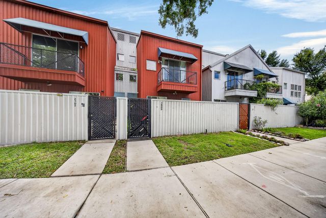 2809 Crawford Street, Houston, TX 77004
