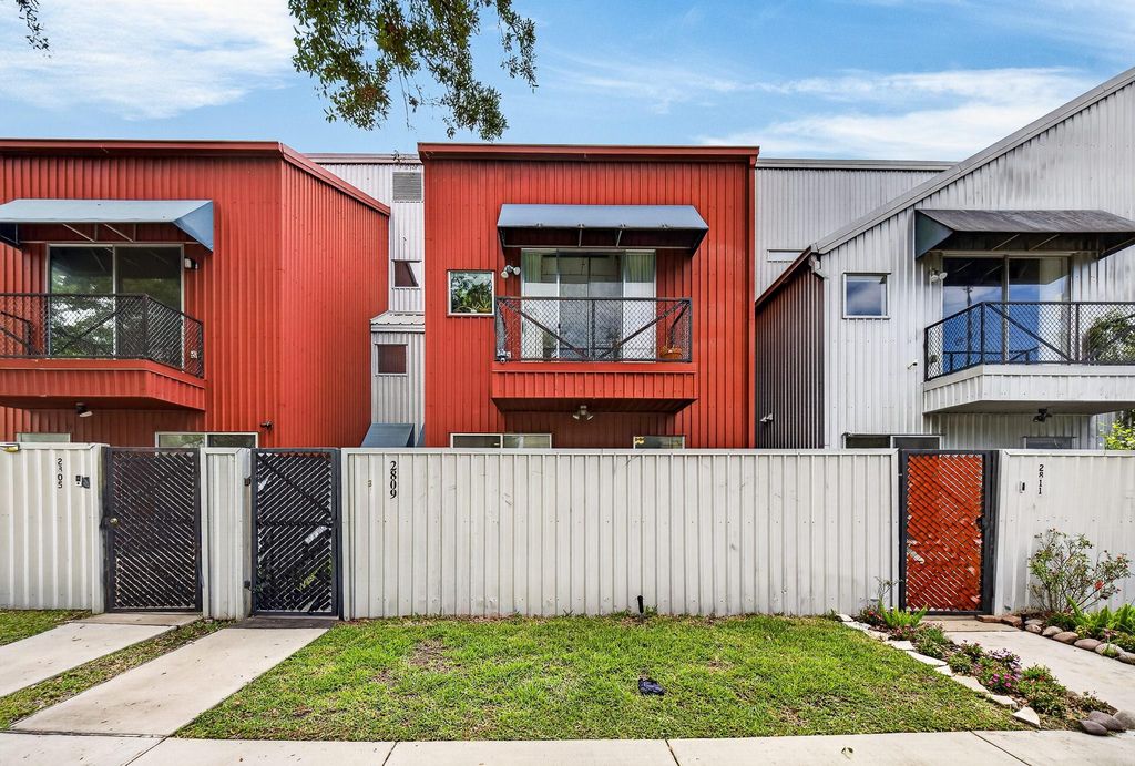 2809 Crawford Street, Houston, TX 77004