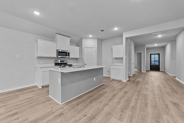 607 Forest Haven Drive, Van Alstyne, TX 75495