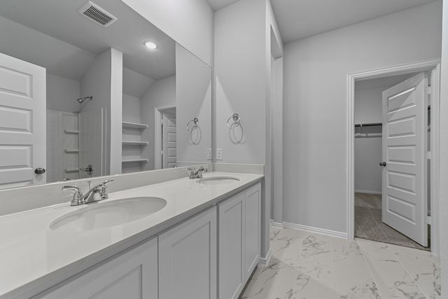 607 Forest Haven Drive, Van Alstyne, TX 75495