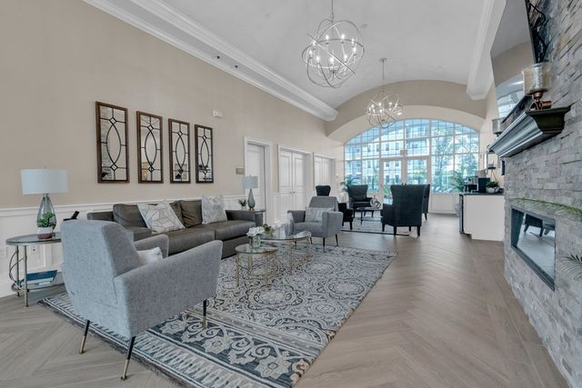 320 Middlesex E304, Medford, MA 02155