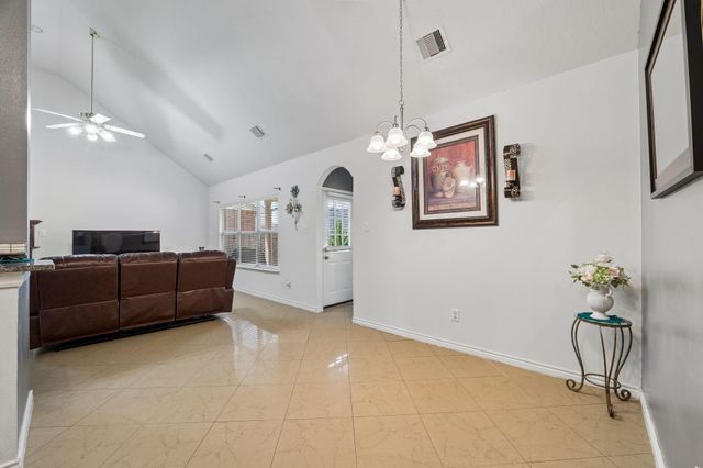 1006 Cove Crest Trail, Fresno, TX 77545