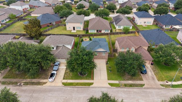 1006 Cove Crest Trail, Fresno, TX 77545