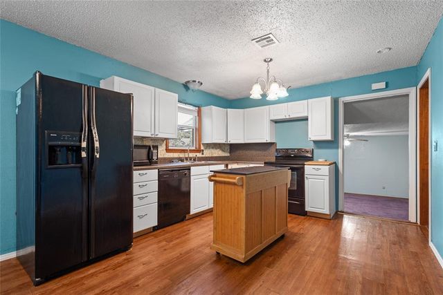 2393 Masters Road, Sulphur, OK 73086