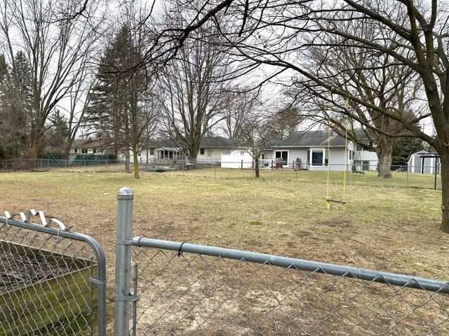 209 West Drive, Mount Pleasant, MI 48858