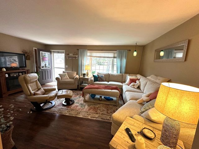 209 West Drive, Mount Pleasant, MI 48858