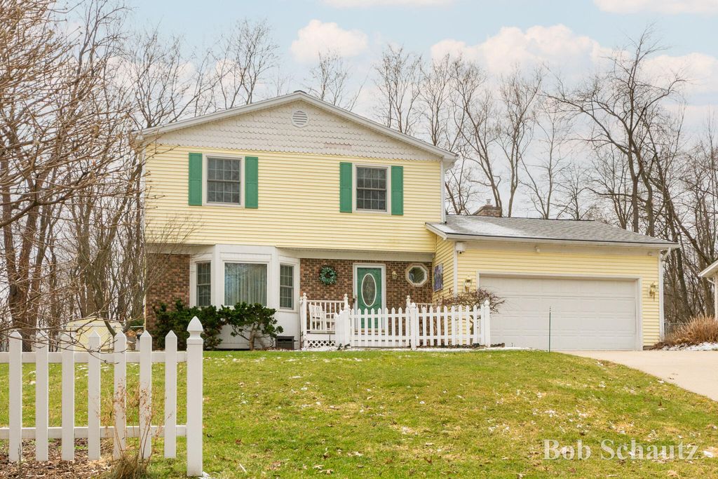 1166 59th Street Se, City Of Kentwood, MI 49508